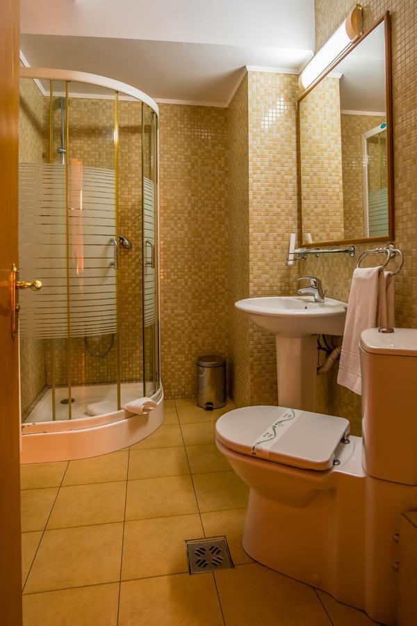Hotel Maria Rădăuţi Eksteriør billede